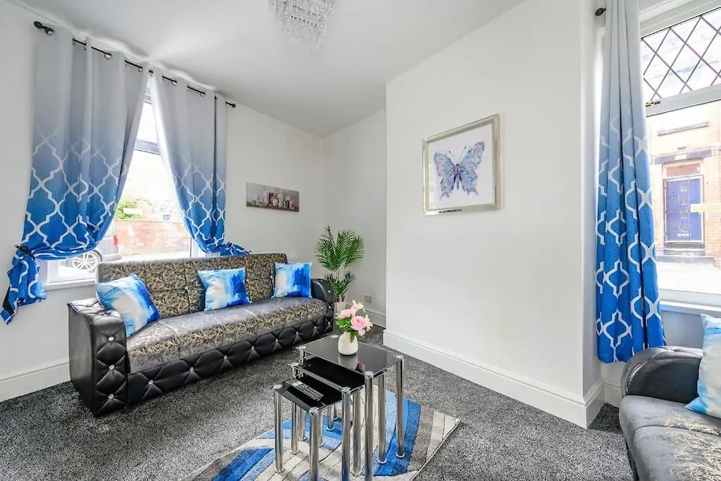 -16Pt- For Your Relaxed & Cosy Stay & Free Parking Leeds  Appartement
