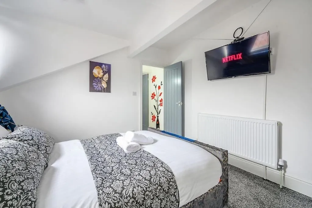 Appartement -16Pt- For Your Relaxed & Cosy Stay & Free Parking Leeds