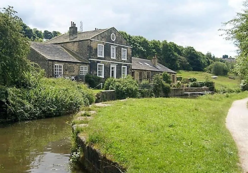 -16Pt- For Your Relaxed & Cosy Stay & Free Parking Leeds  Appartement Leeds (West Yorkshire)